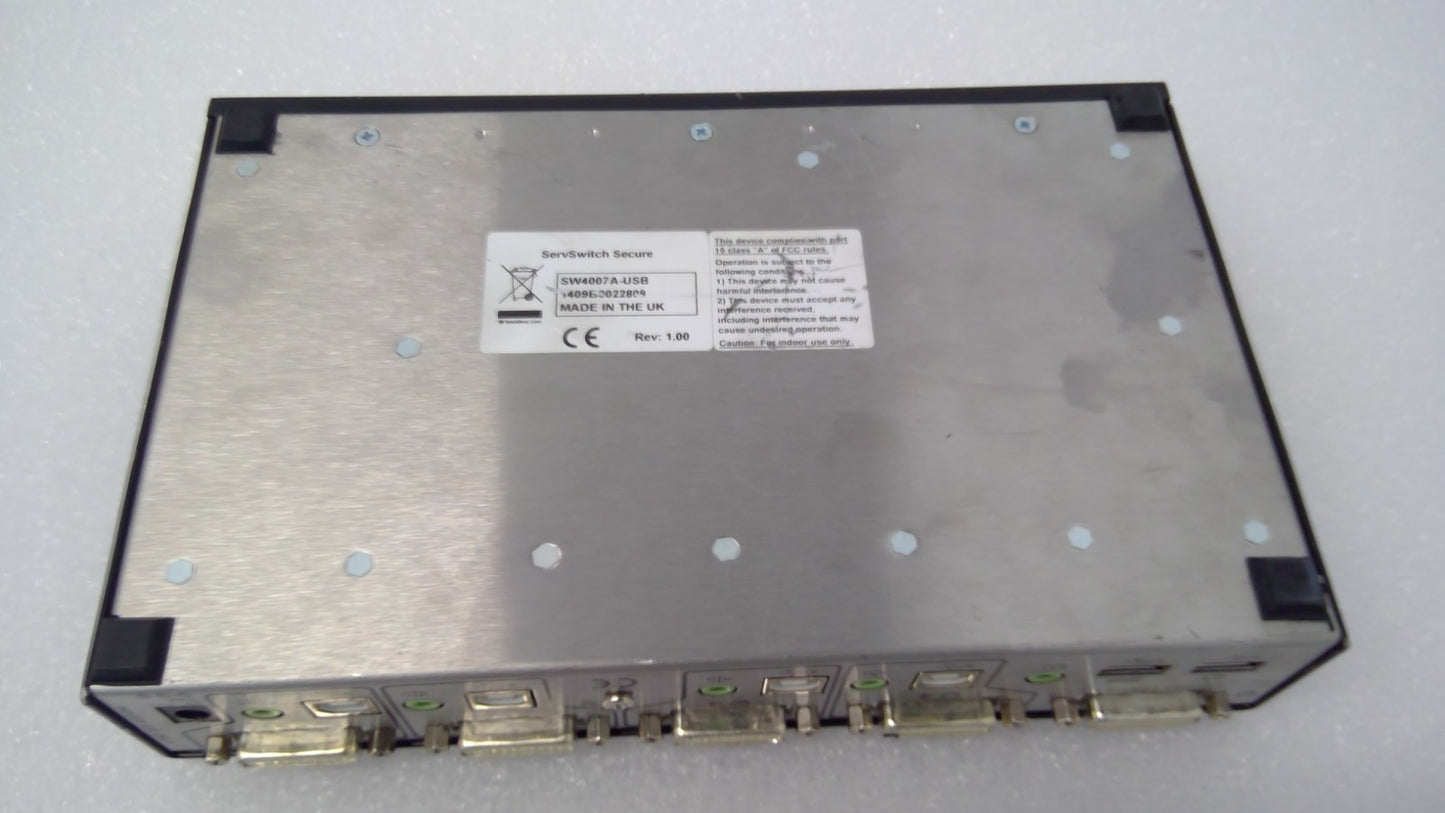 Black Box 4-Port ServSwitch Secure with USB SW4007A-USB KVM Switch *READ*