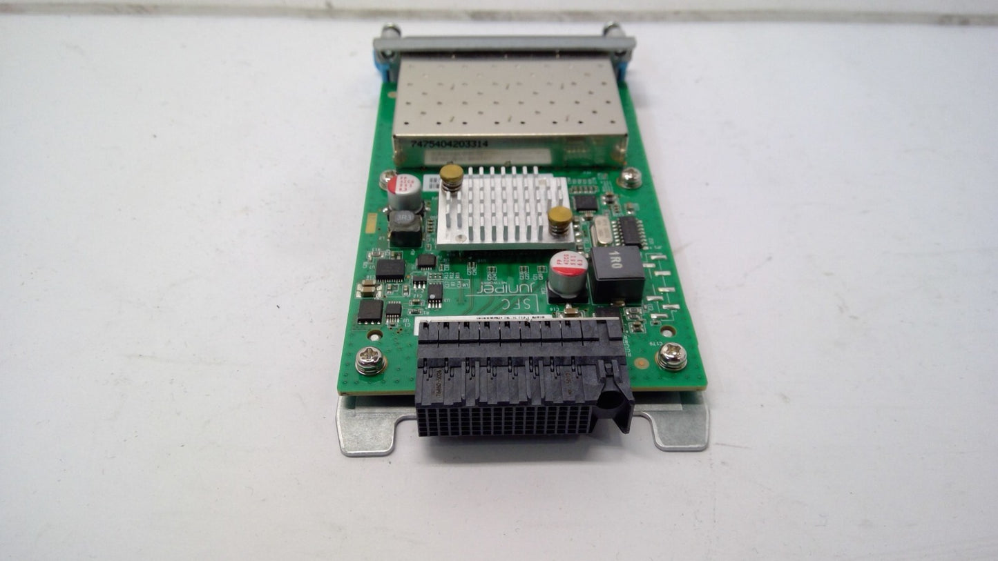 Juniper  EX-UM-4X4SFP  4-Port 10G SFP+ Uplink Module for EX4300  611-044925