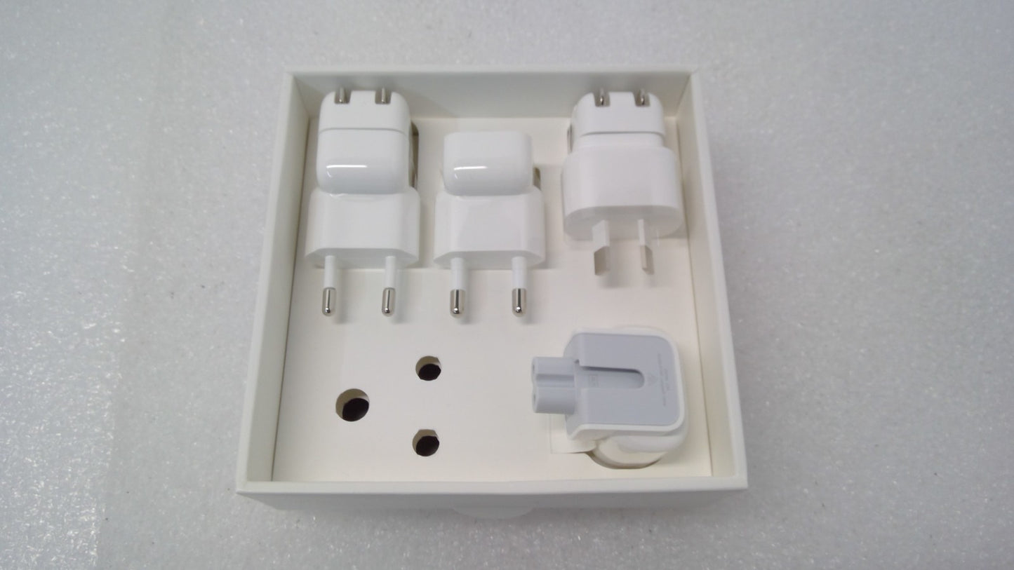 Apple World Travel Adapter Kit MD837AM/A White *Missing UK PLUG Duckhead *Read*