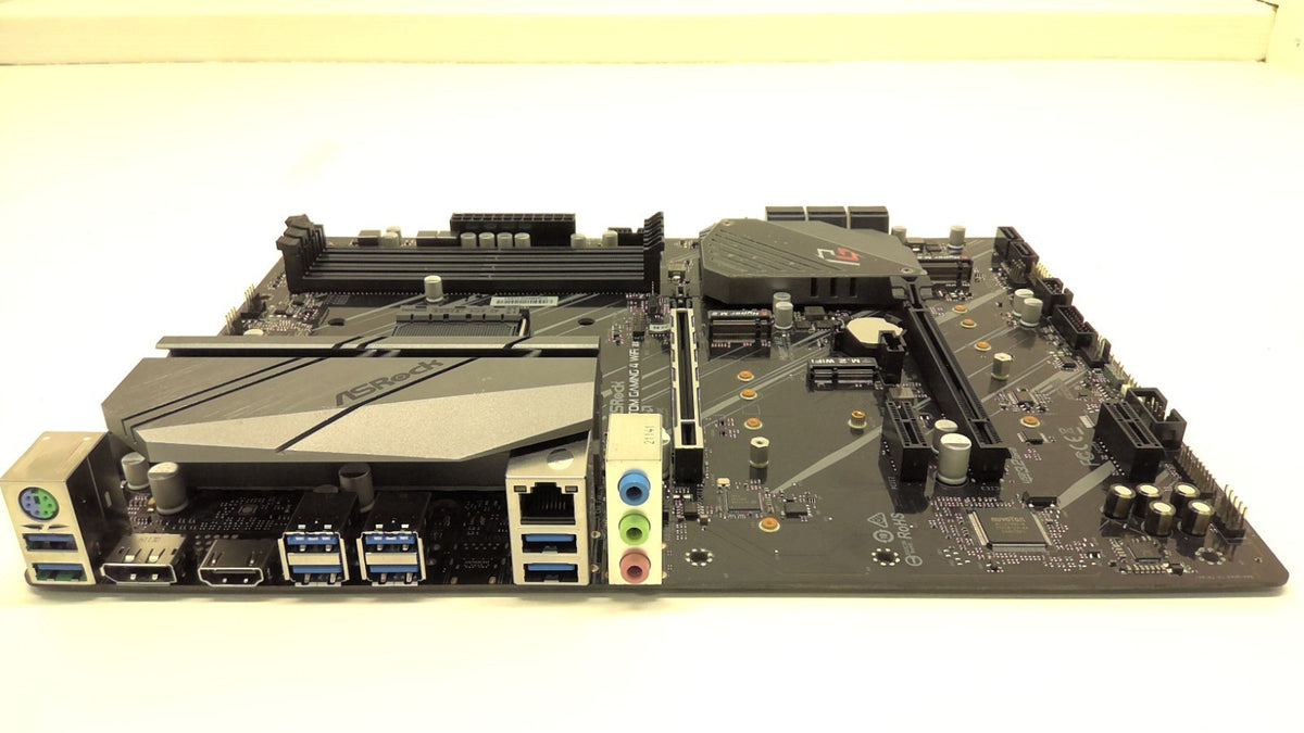 ASRock X570 Phantom Gaming 4 WiFi ax ATX AM4 DDR4 Gaming Motherboard