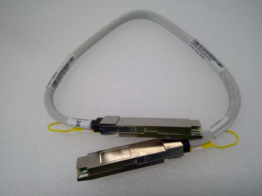 Amphenol 800G OSFP DAC Cable 29in 0.737M NJPPER-G509-03-1155860-03 White Braided