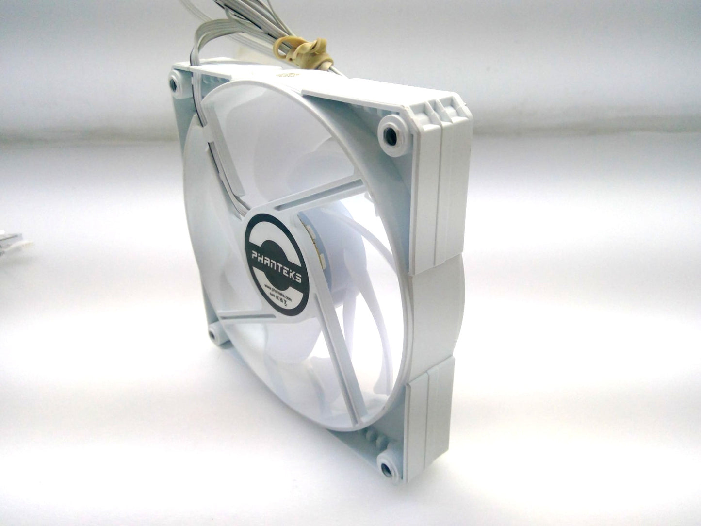 Lot of 3 White Phanteks  SK140 DRGB PWM Case cooling Fan 140mm 9 BLADE DISK