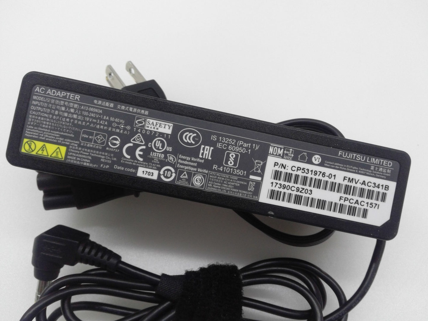 Genuine Fujitsu Laptop AC Adapter/Charger A13-065N3A FMV-AC341B 19V 3.42A