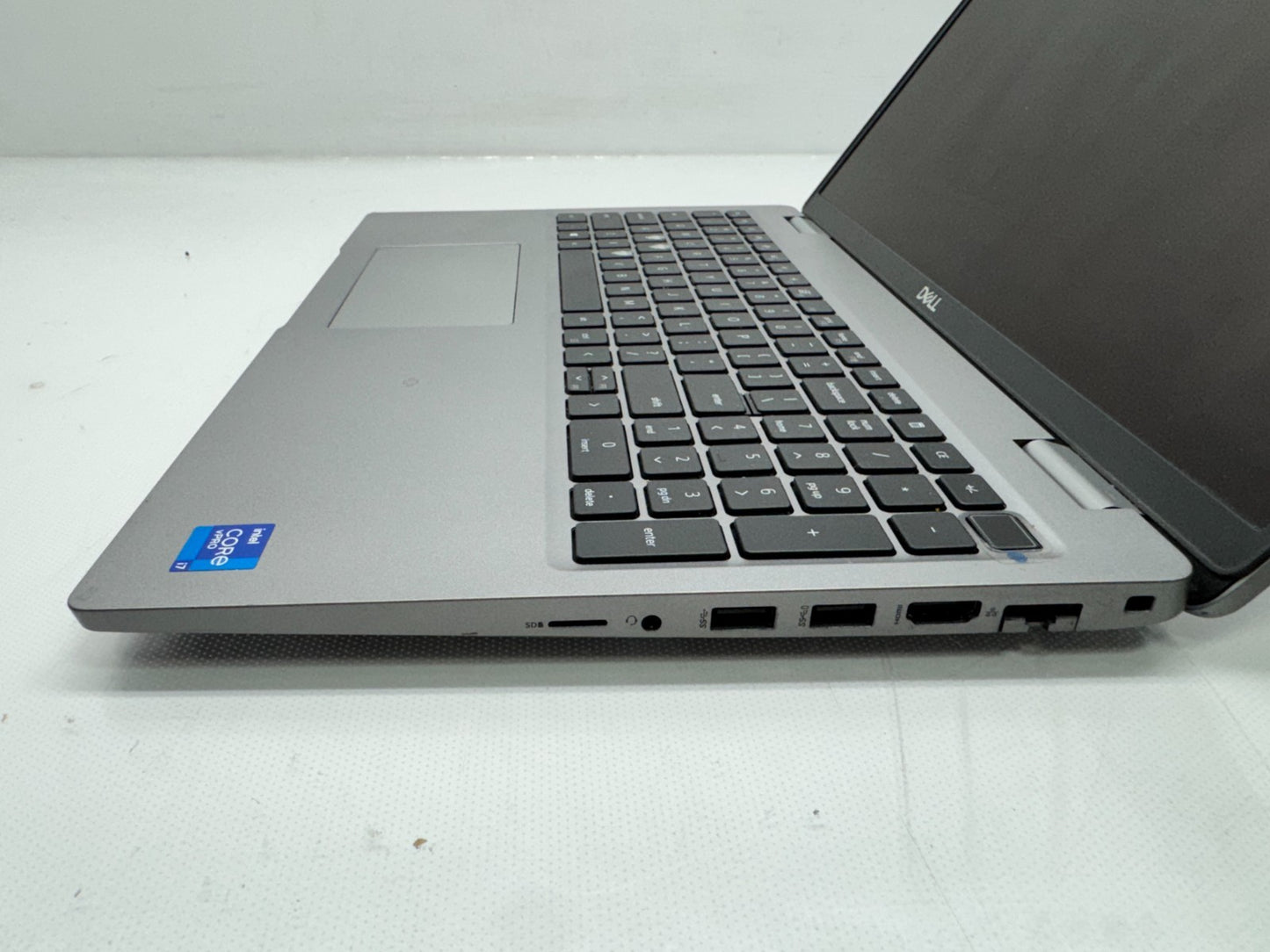 Dell Latitude 5520 Touch  i7-1185G7@3.0GHz 16G RAM 256G SSD W/AC Win 11 *READ*