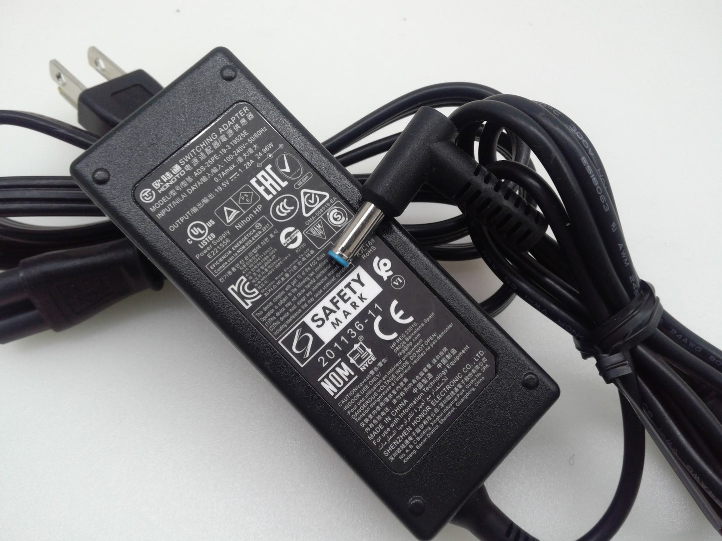 Honoto Switching Power Adapter ADS-25PE-19-3 19.5V 1.28A 24.96W OEM