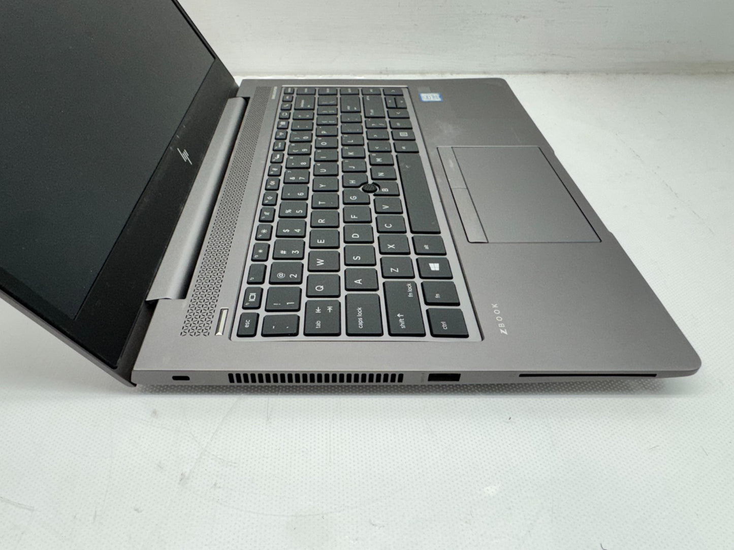 HP ZBook 14u G6 14" i7-8665U@1.9GHz 16G 256G AMD WX3200 Windows 11 **READ**