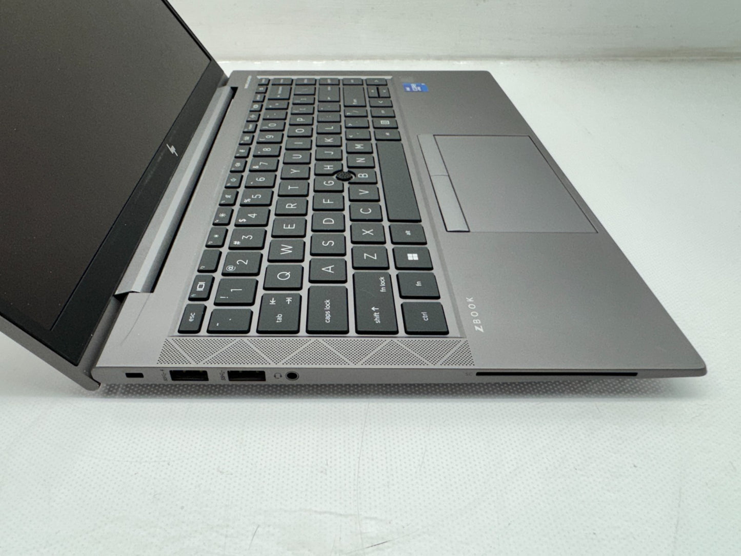 HP Zbook Firefly 14 G8 Intel i7-1185G7@3.0GHz 16GB 256GB NVIDIA T500 *READ*