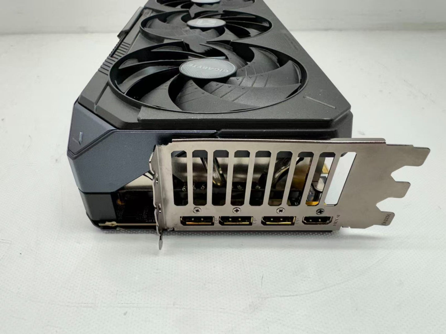 GIGABYTE GeForce RTX 5090 Gaming OC 32GB GDDR7 GPU GV-N5090GAMINGOC-32GD