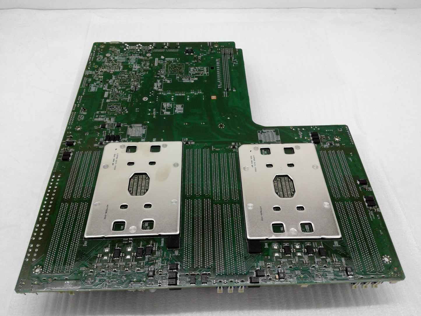 Supermicro X11DDW-L Dual Intel Xeon LGA3647 DDR4 Server Motherboard + Heatsink*