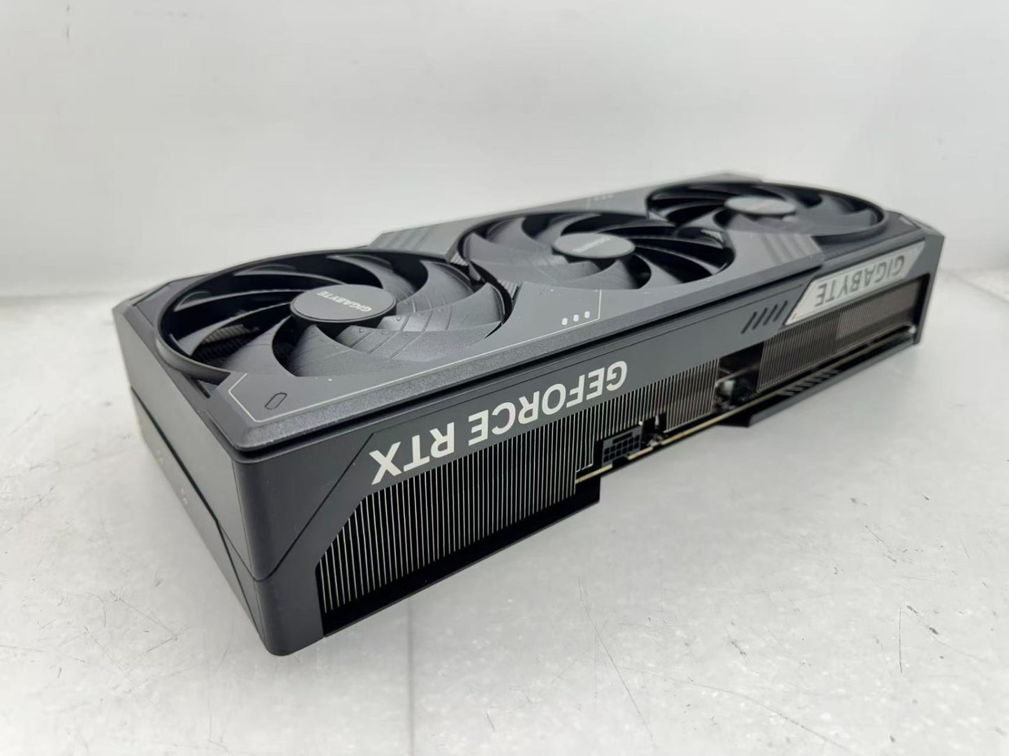 For Parts GIGABYTE GeForce RTX 5090 WINDFORCE OC 32GB GDDR7 GV-N5090WF3OC *READ*