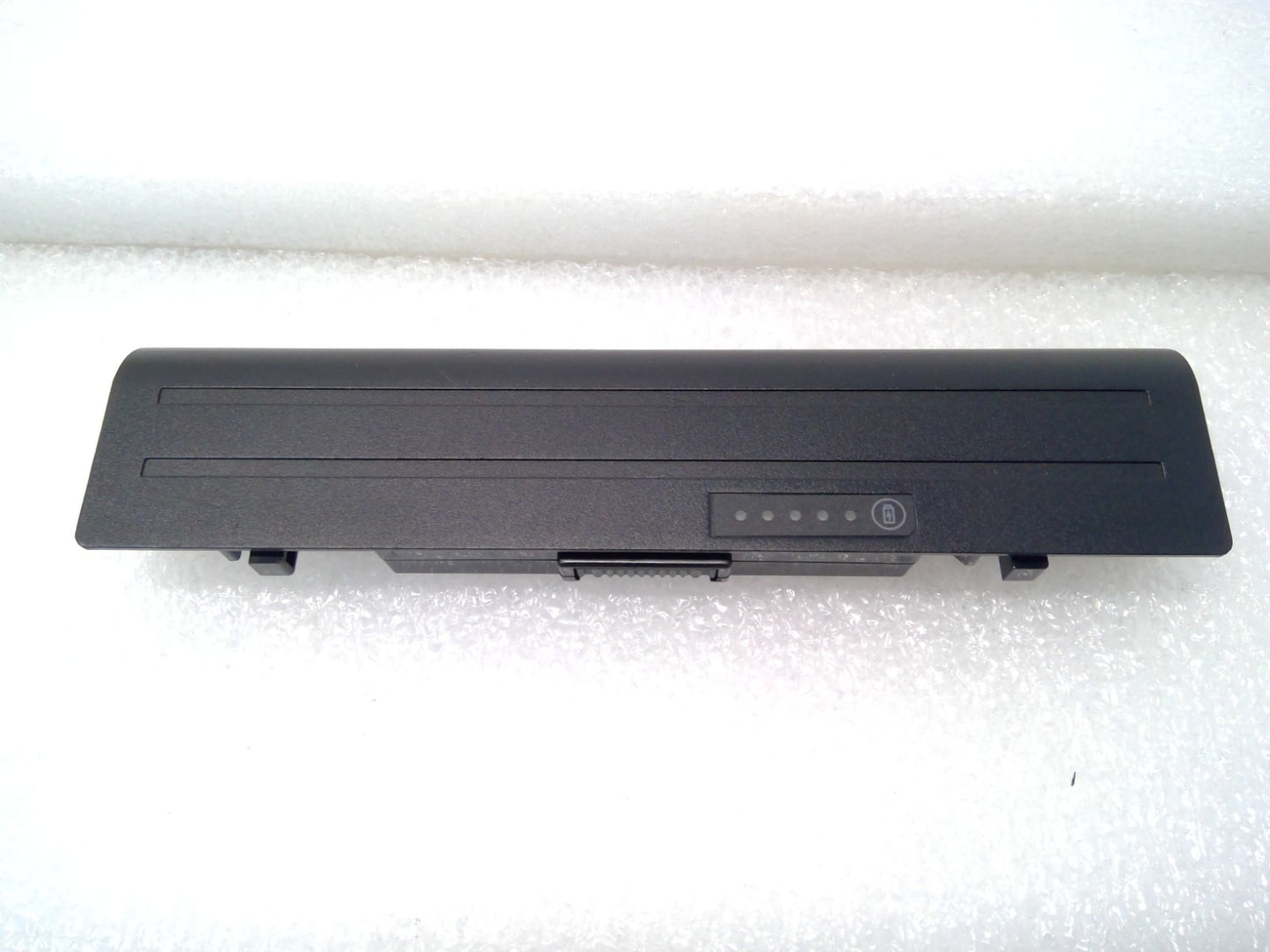 RECHARGEABLE LI-ion Battery For DELL RM791 56Wh 11.1V 4.84Ah  0KM978