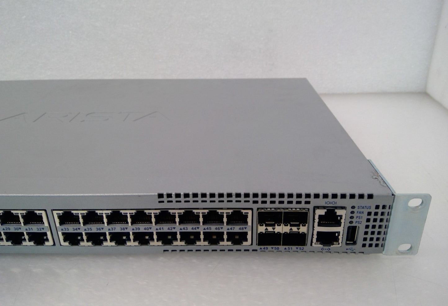 Arista DCS-7010T-48-R 48-Port 1G/10G Switch Rear to Front Airflow DCS-7010T-48