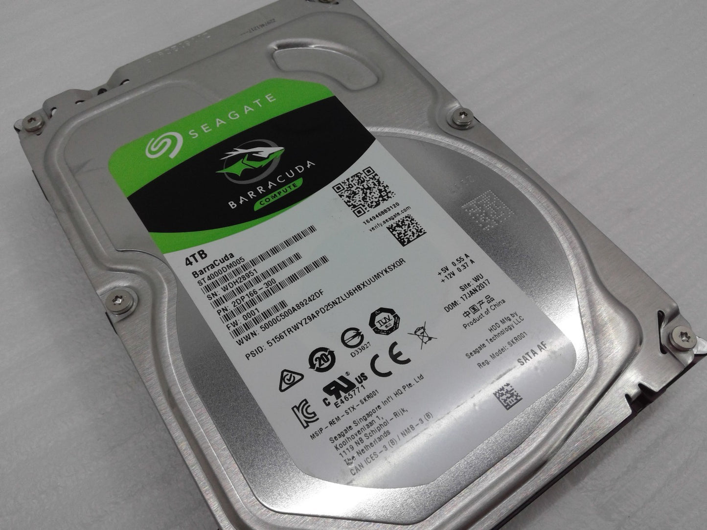 Seagate Barracuda Compute ST4000DM005 4TB 3.5" SATA III HDD