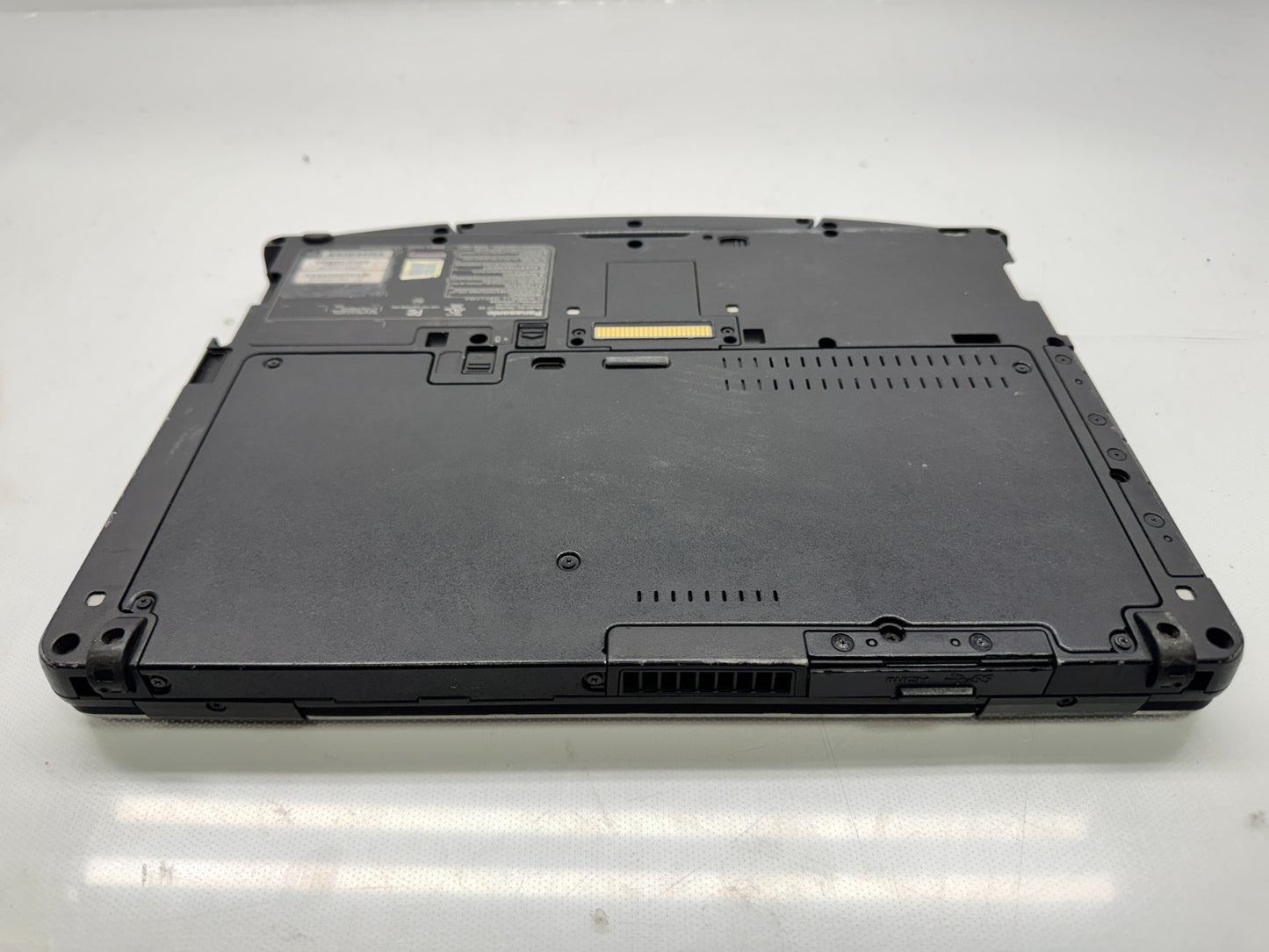Toughbook CF-54 1366x768 i5-6300U@2.4GHz 8G RAM NO SSD NoAC *READ*