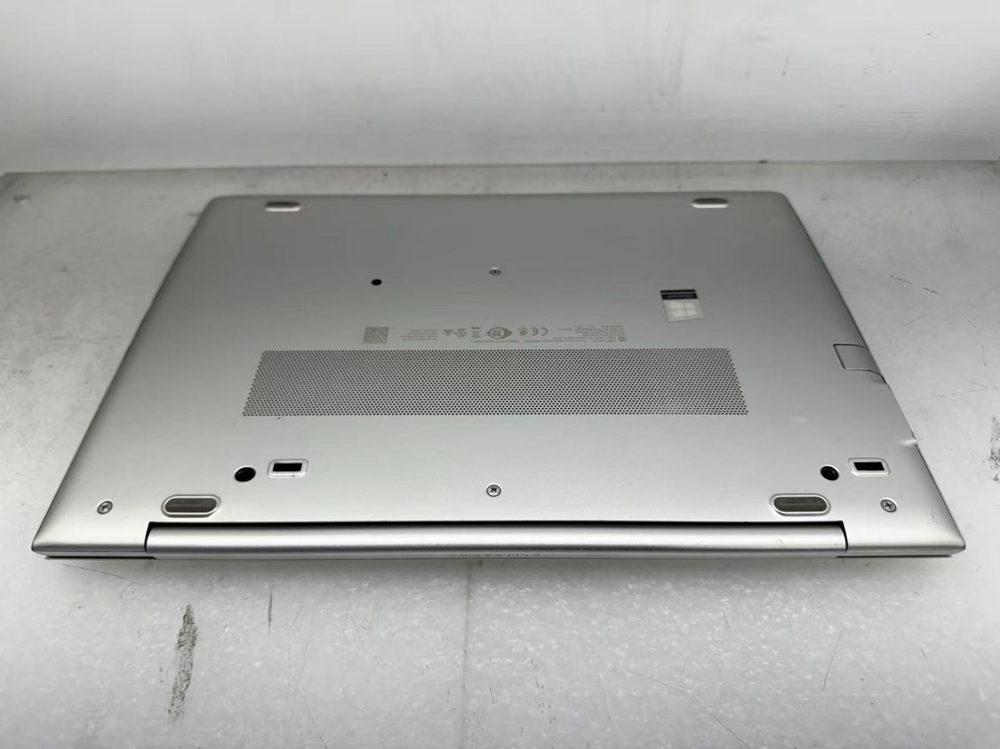 HP Elitebook 745 G6 Laptop AMD Ryzen 7 3700U@2.3GHz 16GB 256GB w/AC  *READ*