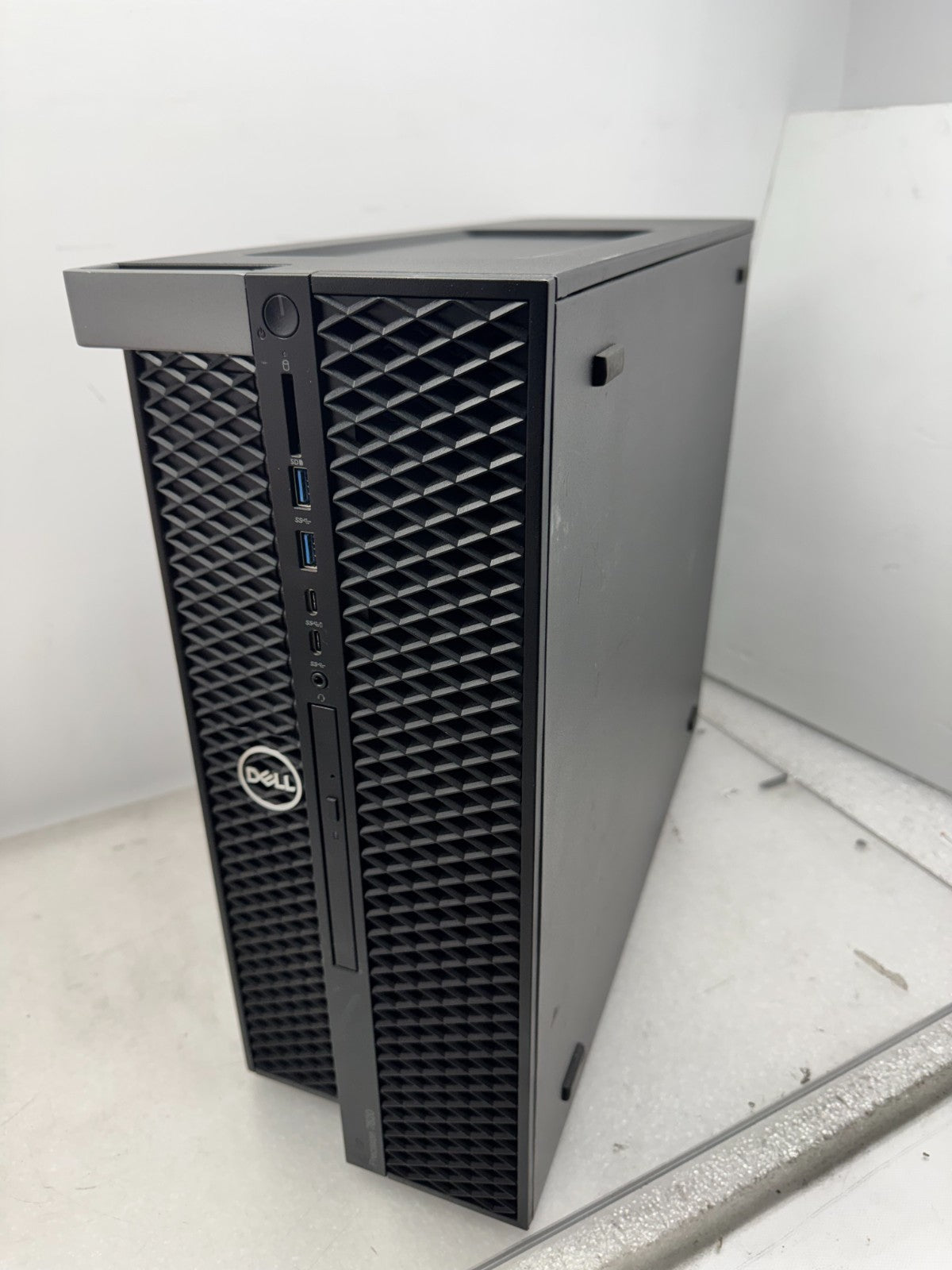 Dell Precision T7820 intel Xeon Silver 4114@2.2G 32GB RAM 256GB SSD K420 No OS