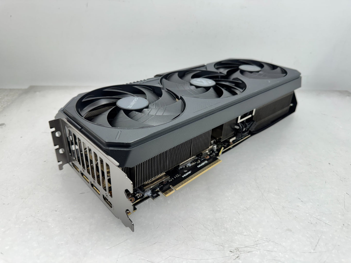 For Parts GIGABYTE GeForce RTX 5070 Ti GAMING OC 16G GV-N507TGAMING OC-16G*READ*