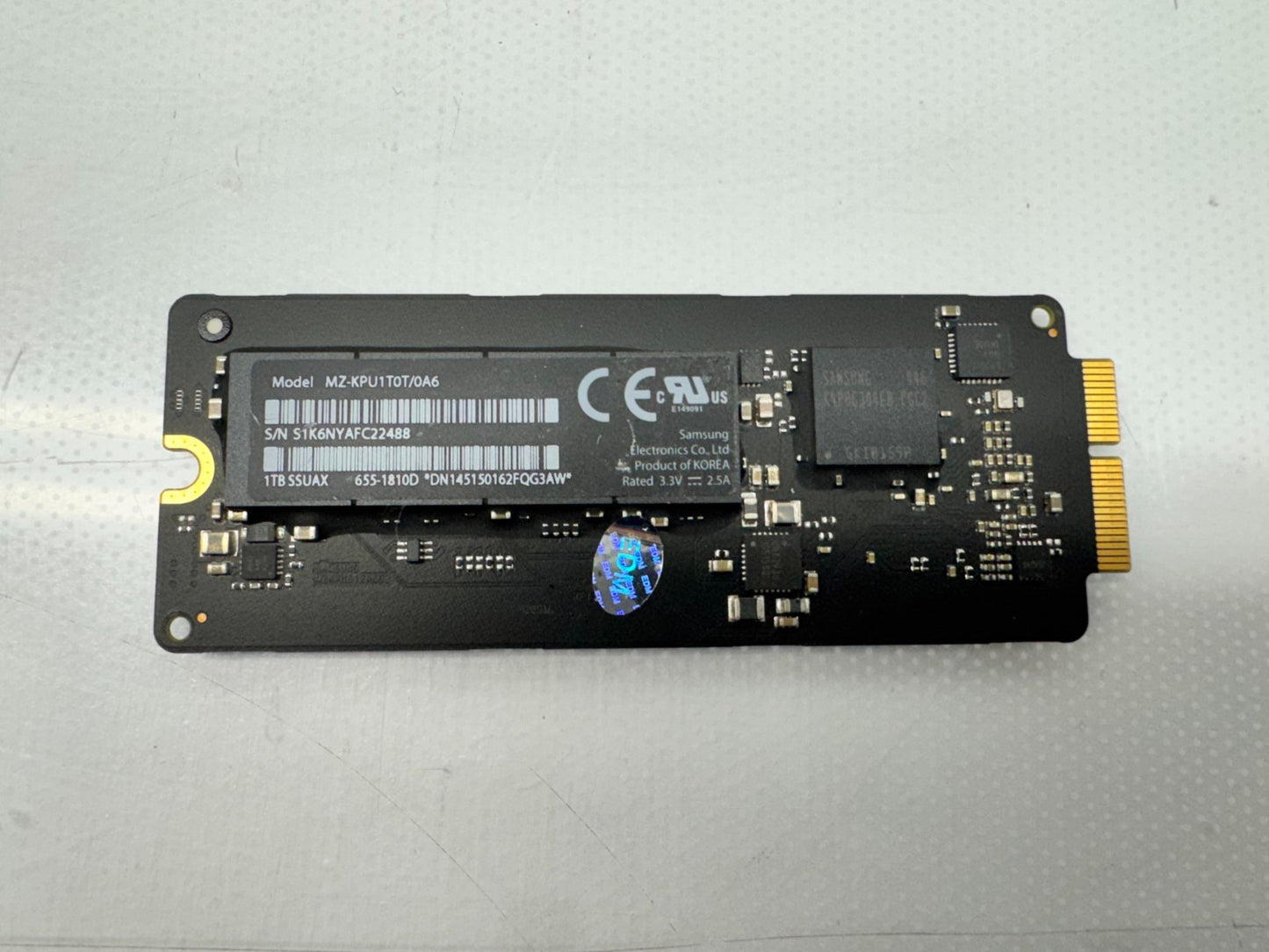 Apple 1TB SSD for Macbook model MZ-KPV1T0S/0A4 MZ-KPU1T0T/0A6
