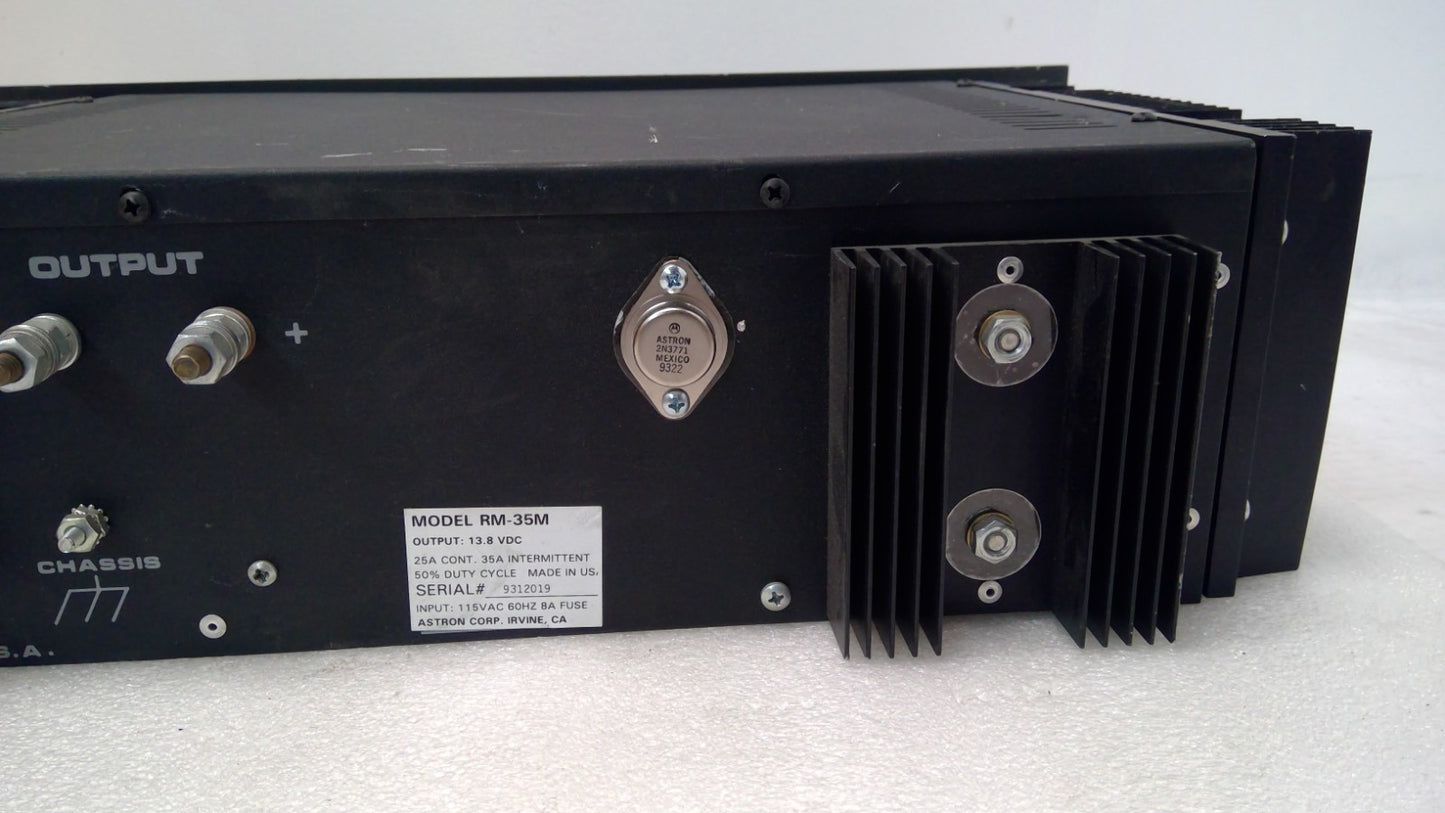 ASTRON RM-35M 13.8 VDC Heavy-duty, rack-mounted linear DC power supply