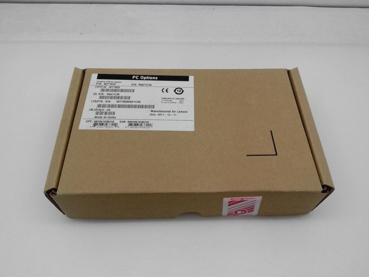NEW Lenovo 40Y7659 ThinkPad 20V 4.5A  90W AC Adapter Power Supply Round Tip 7.4