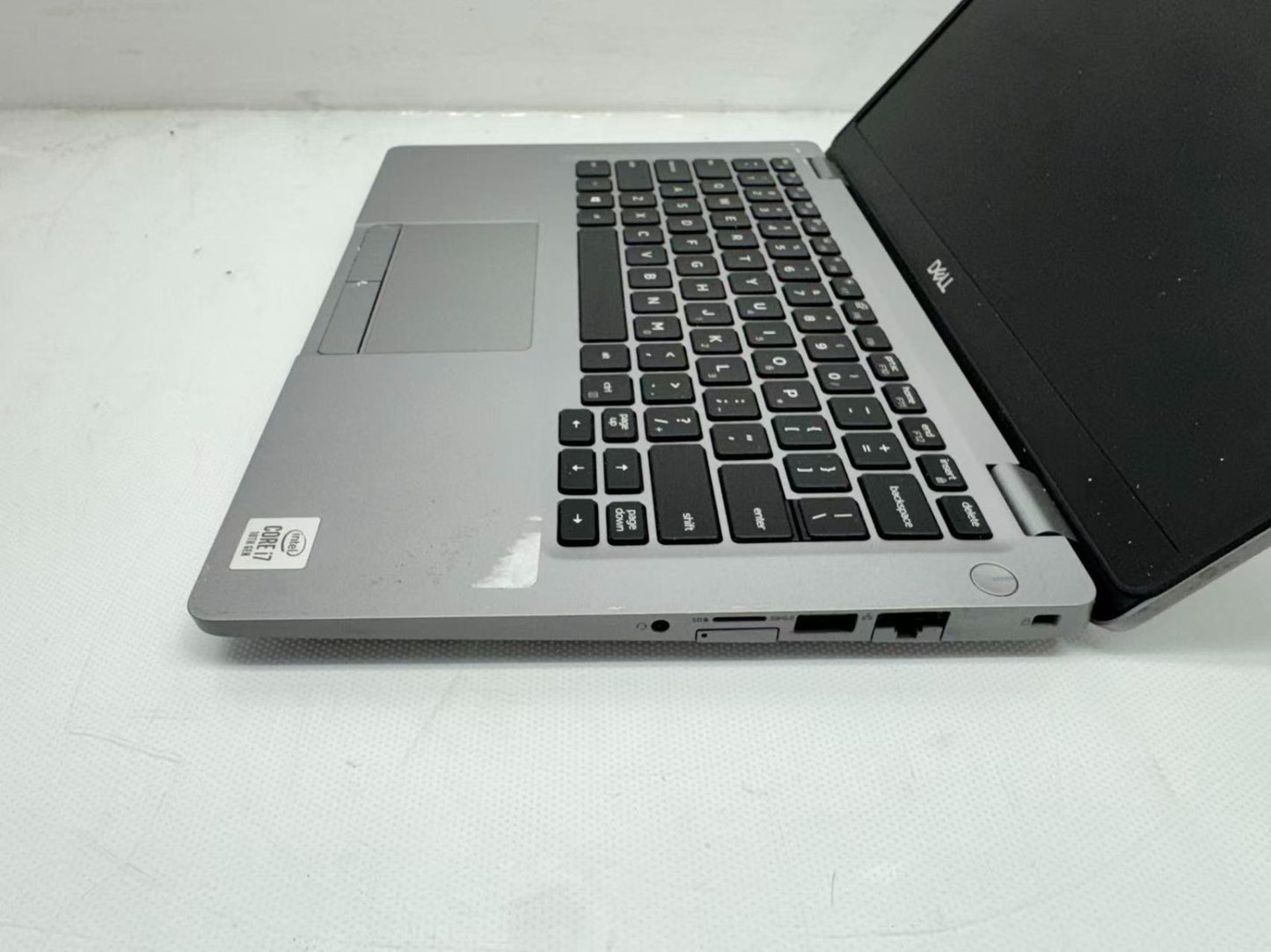 Dell Latitude 5310 Intel i7-10810U@1.1Ghz 16GB RAM 256G SSD Windows 11 *Read*