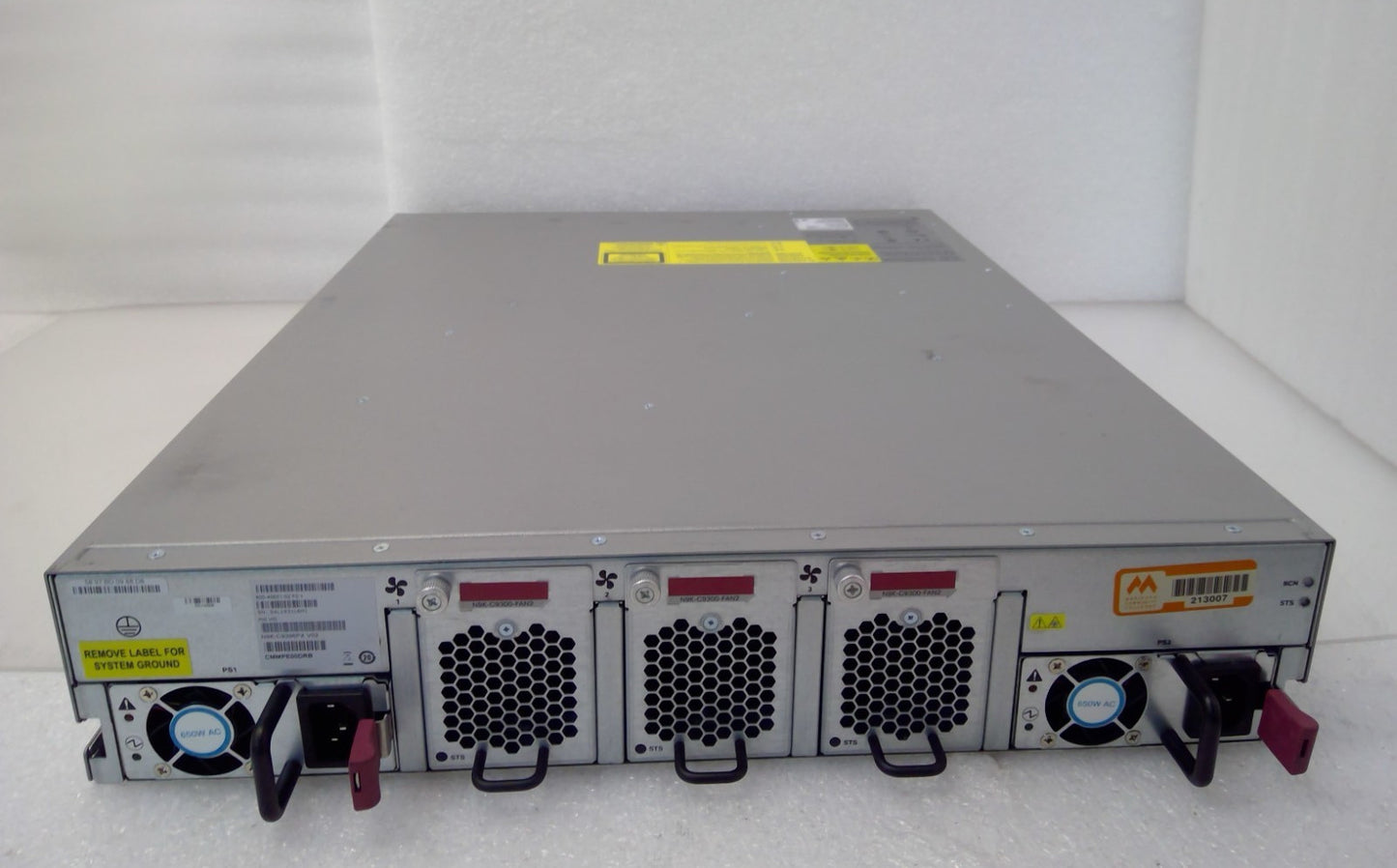Cisco N9K-C9396PX Nexus Switch 9300 48x 1/10G SFP+ 2X N9K-PAC-650W