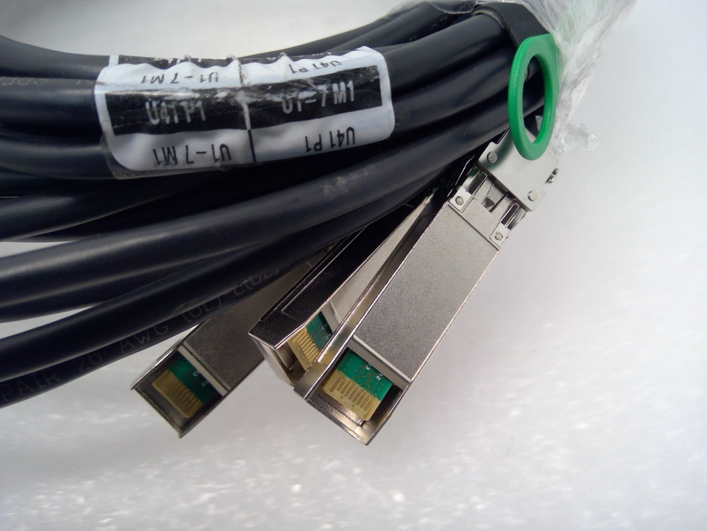 Amphenol NDAQGJ-0003 100GB QSFP28 to 4x25G SFP28 DAC Splitter 3m 26AWG