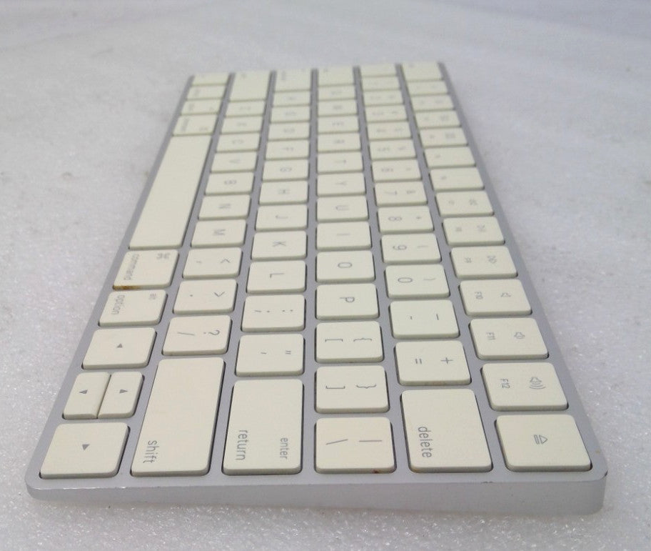 Apple A1644 Magic Keyboard Rechargeable Wireless Bluetooth NO CABLE *READ*