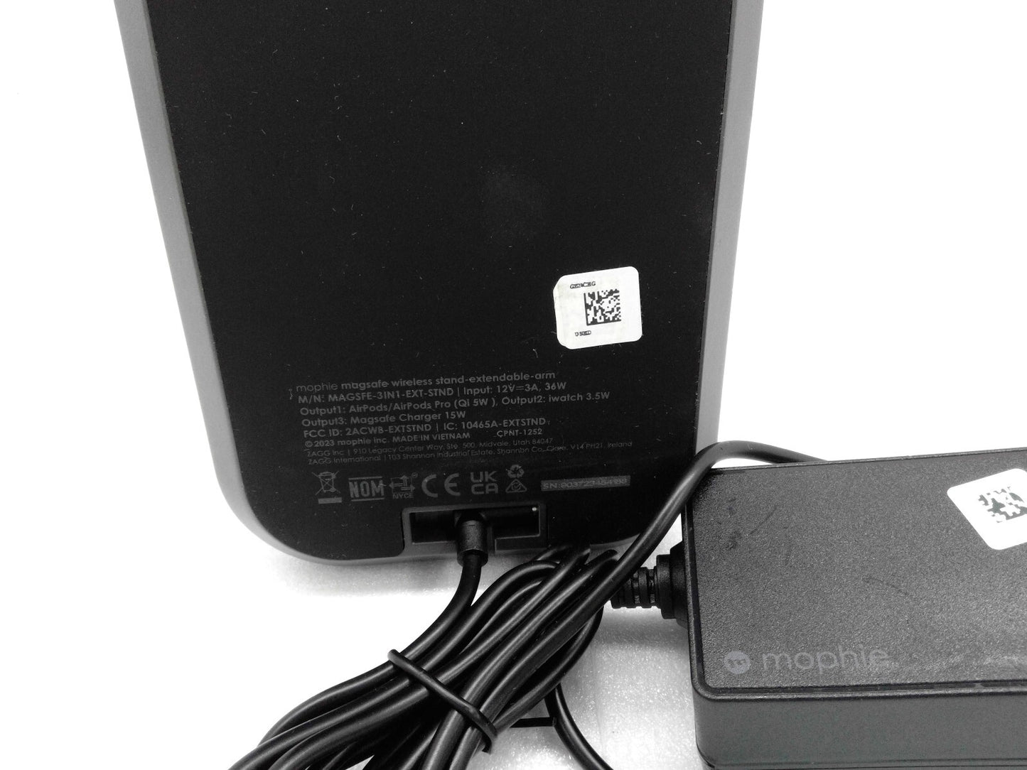 Mophie Wireless Charger Stand for iPhone  Apple Watch  Air Pods  Fast Charger