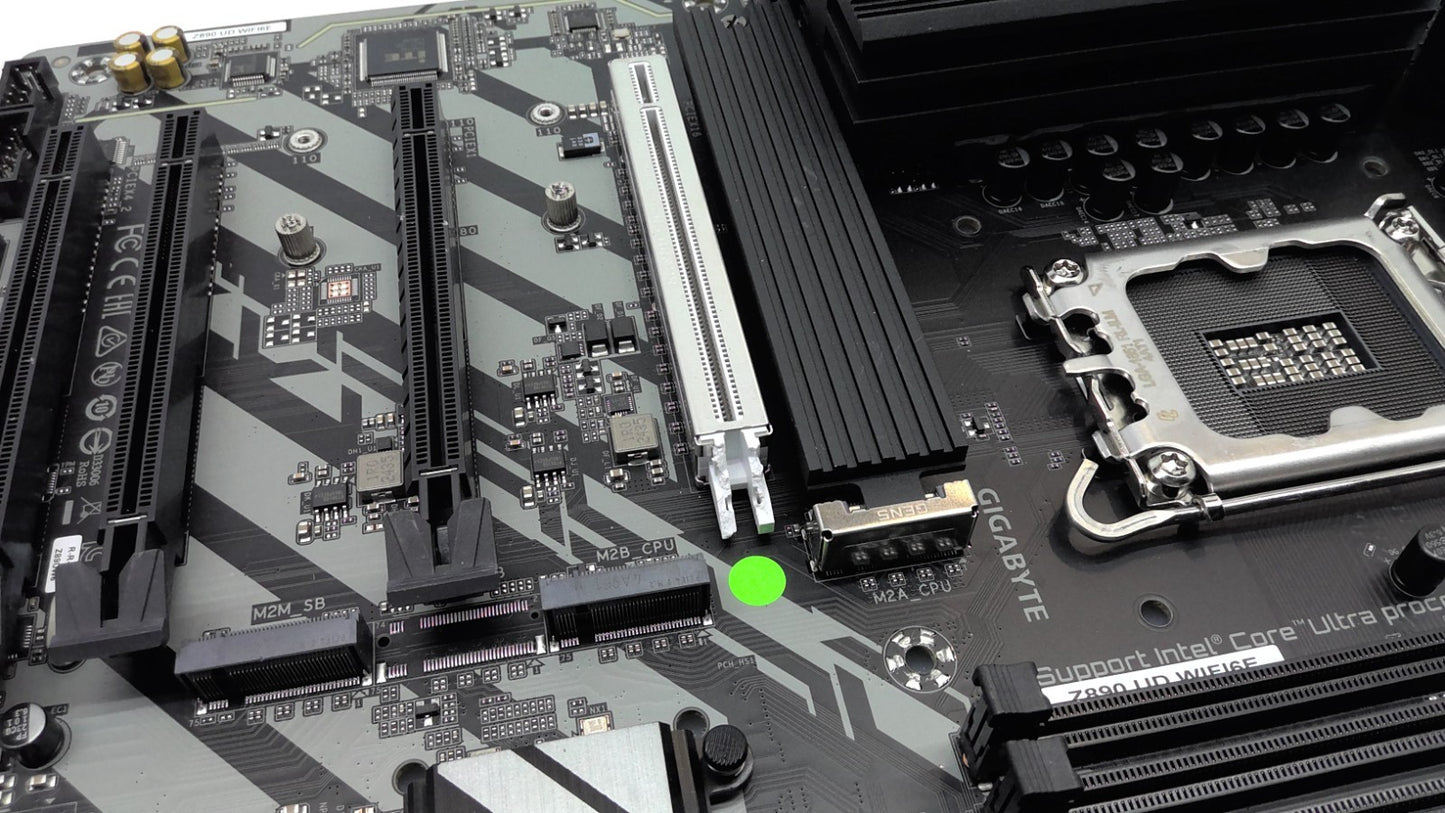 GIGABYTE Z890 UD WIFI6E DDR5 Socket LGA1851 ATX  Ｍotherboard *Read*