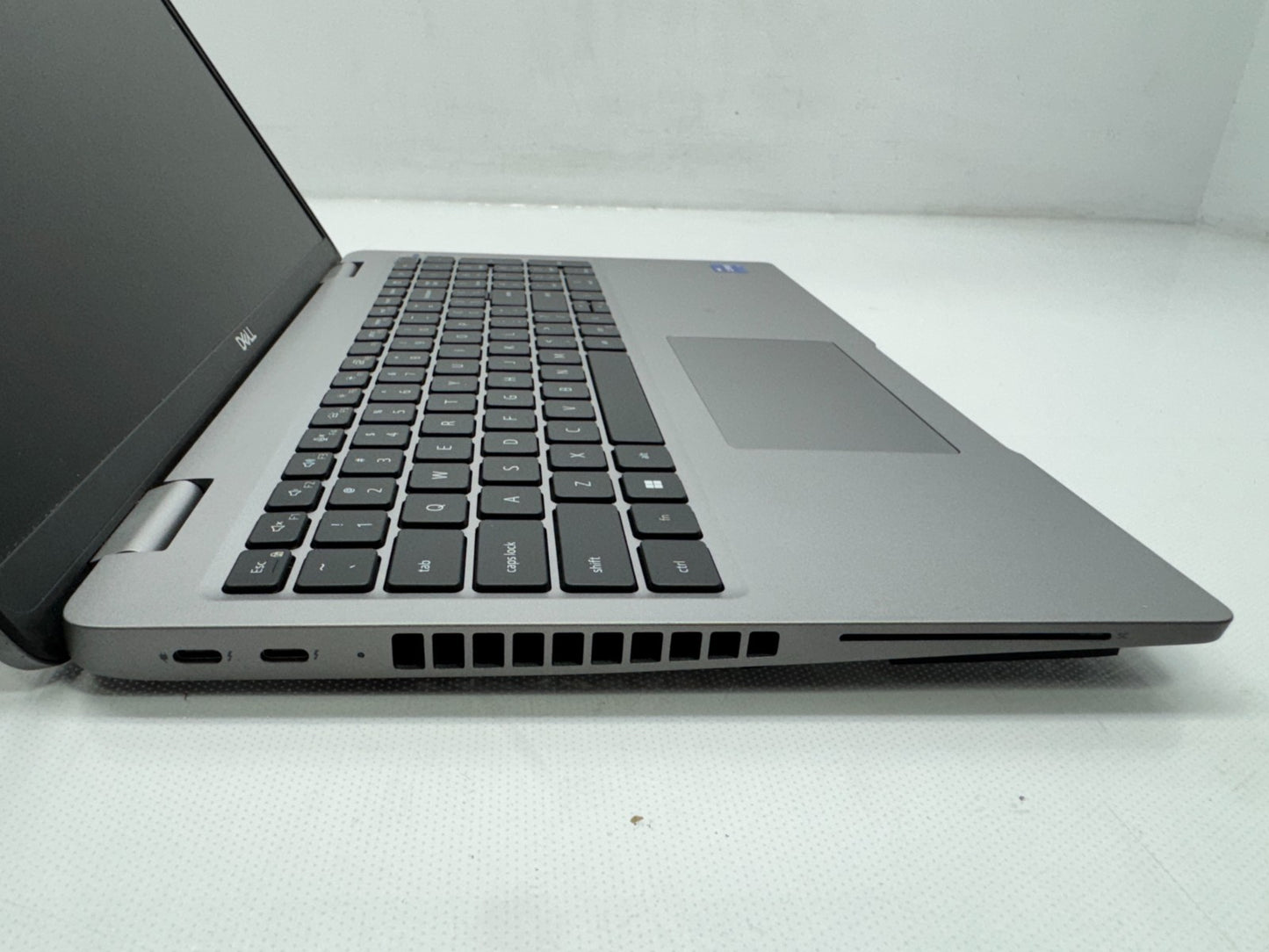 Dell Precision 3581 Intel i7-13700H@2.4Ghz 16GB RAM 256 SSD A1000 W/ac *READ*