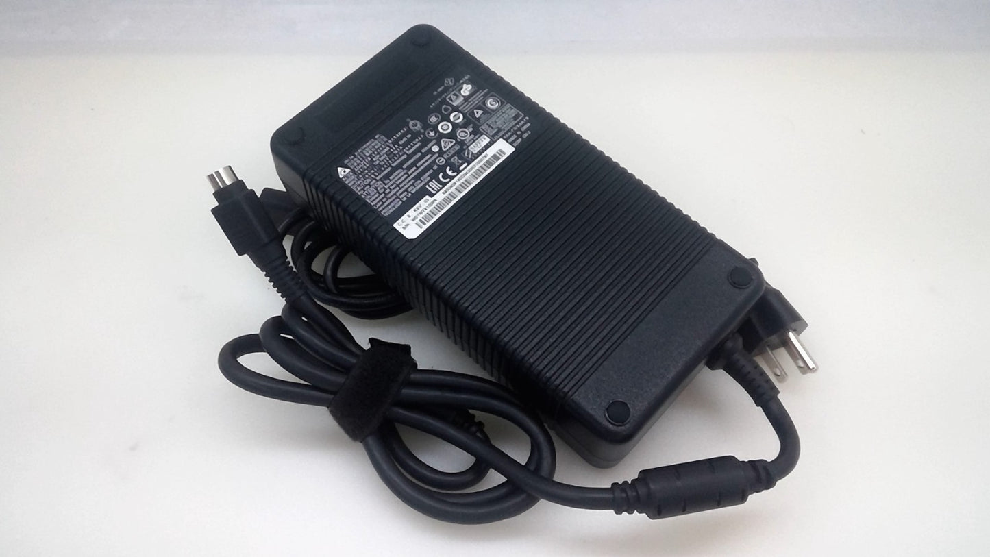 Delta 19.5V 16.9A 330W AC Adapter ADP-330AB D Clevo P870DM3-G P775DM3 P570WM