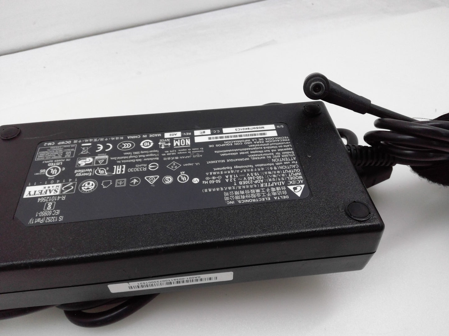 OEM Delta 19.5V 11.8A 230W Power Adapter Charger ADP-230EB T 6.0mm for ASUS