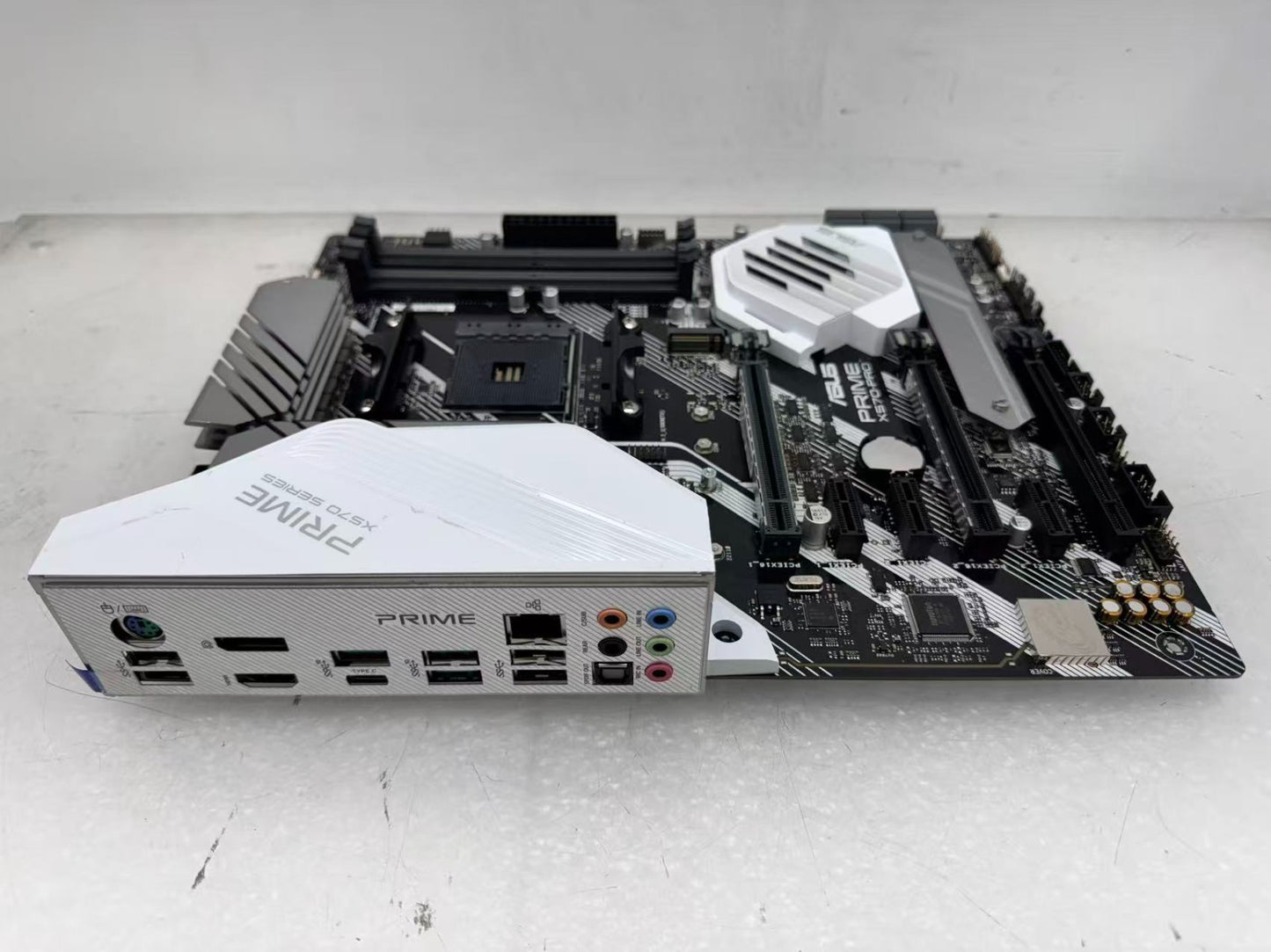 ASUS Prime X570-Pro AMD AM4 DDR4 ATX motherboard
