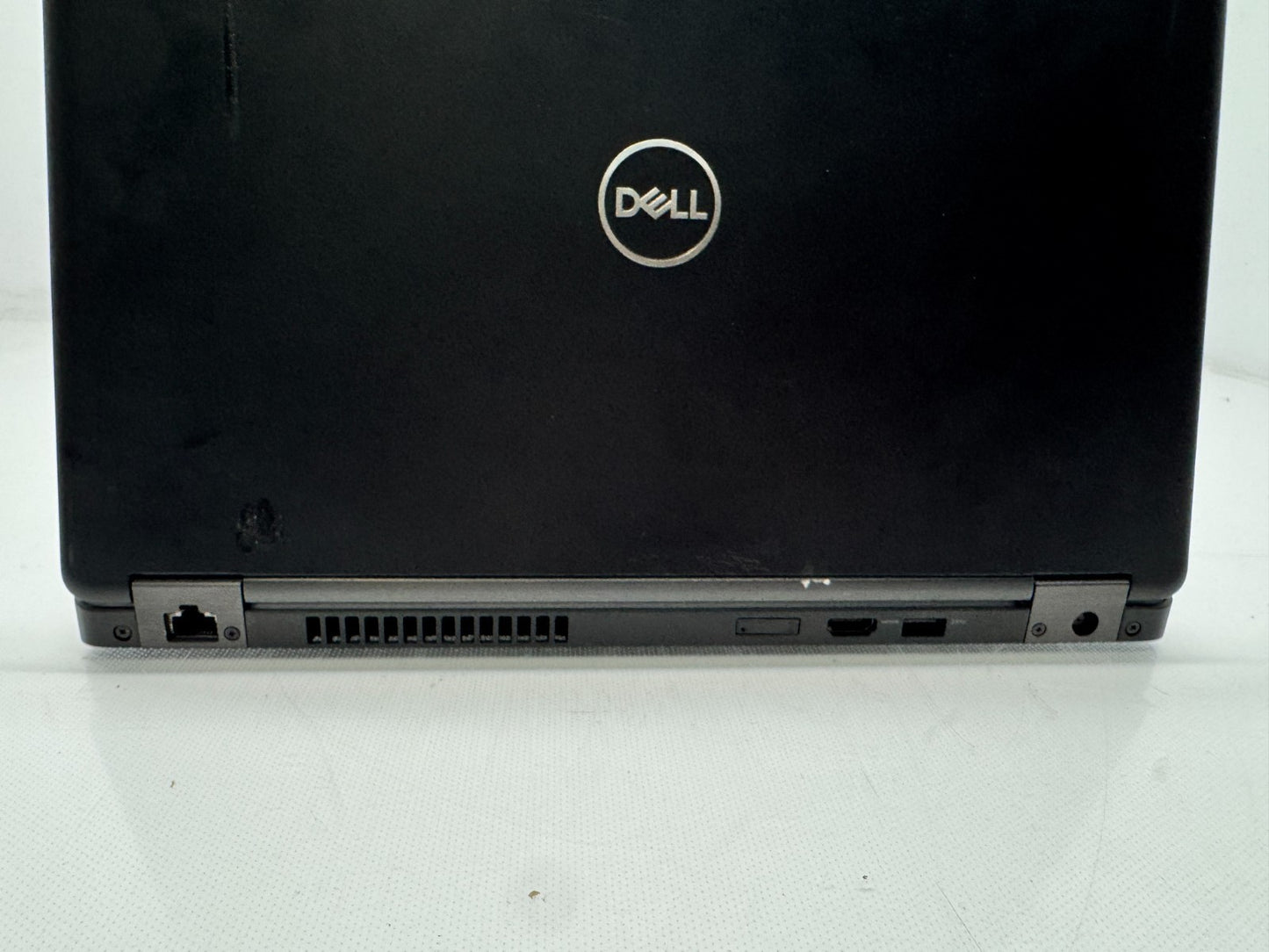 Dell Latitude 5490 14" 1366 x 768 i5-7300U@2.60GHz 16G RAM 256GB SSD Win11 *READ