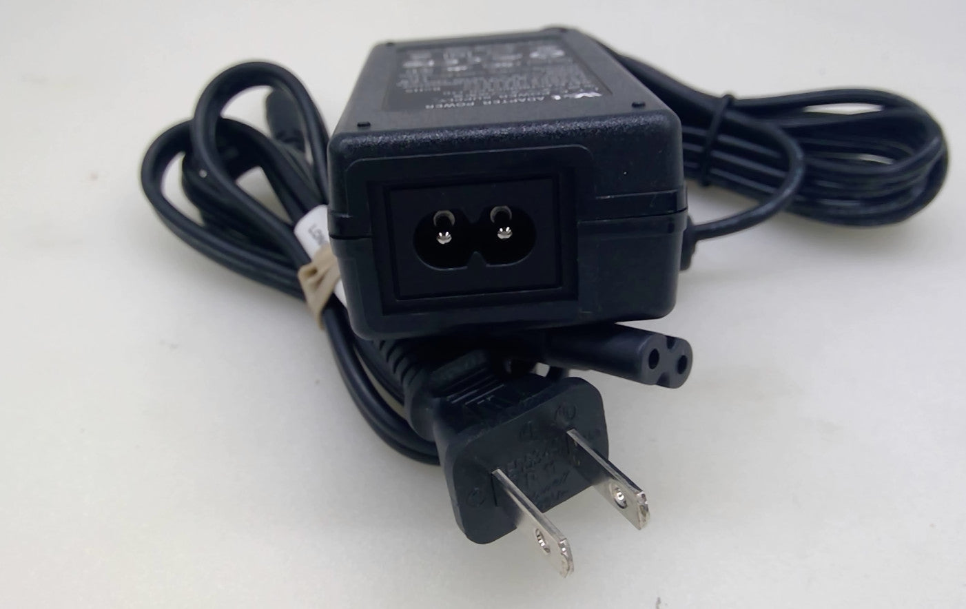 W&T W&T-AD36W059350F AC/DC  Power Adapter 5.9V DC 3.5A 20.65W  w/Power Cord