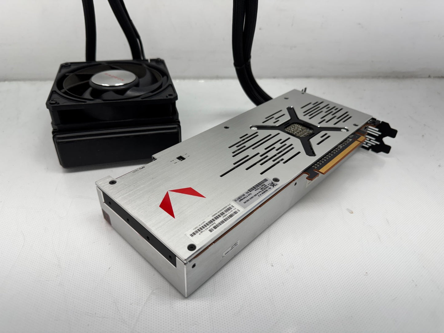 AMD Radeon Vega RX 64 LC Liquid Cooled grpahics card