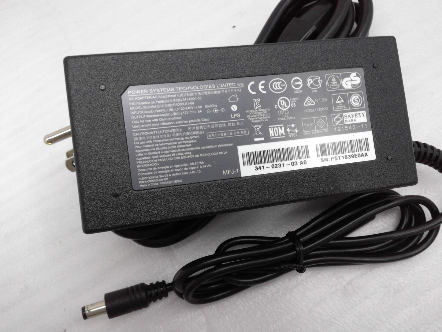 Power Systems Technologies FA060LS1-00 341-0231-03 AC Adapter 12V 5A 5.5x2.5mm