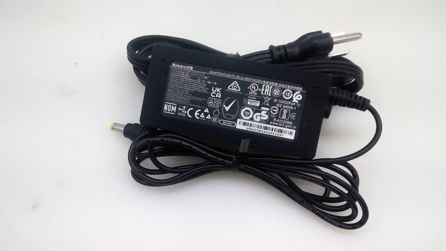 Huntkey HKA06519034-6K Power Supply AC Adapter 19V 3.42A mini 65W