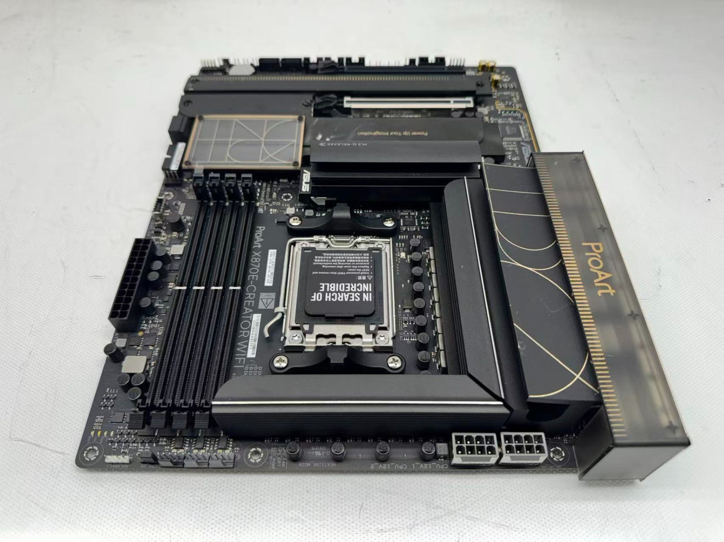 ASUS X870E-CREATOR WIFI 7 DDR5 PCIe 5.0 Dual USB4 Motherboard HDMI DP