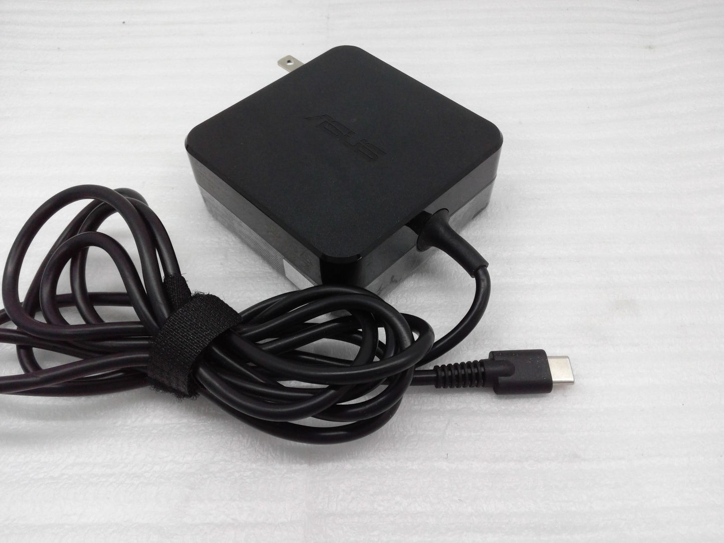 ASUS 20V 65W USB Type-C AC Adapter Charger Asus ZenBook 3 ADL-65A1 Power Supply