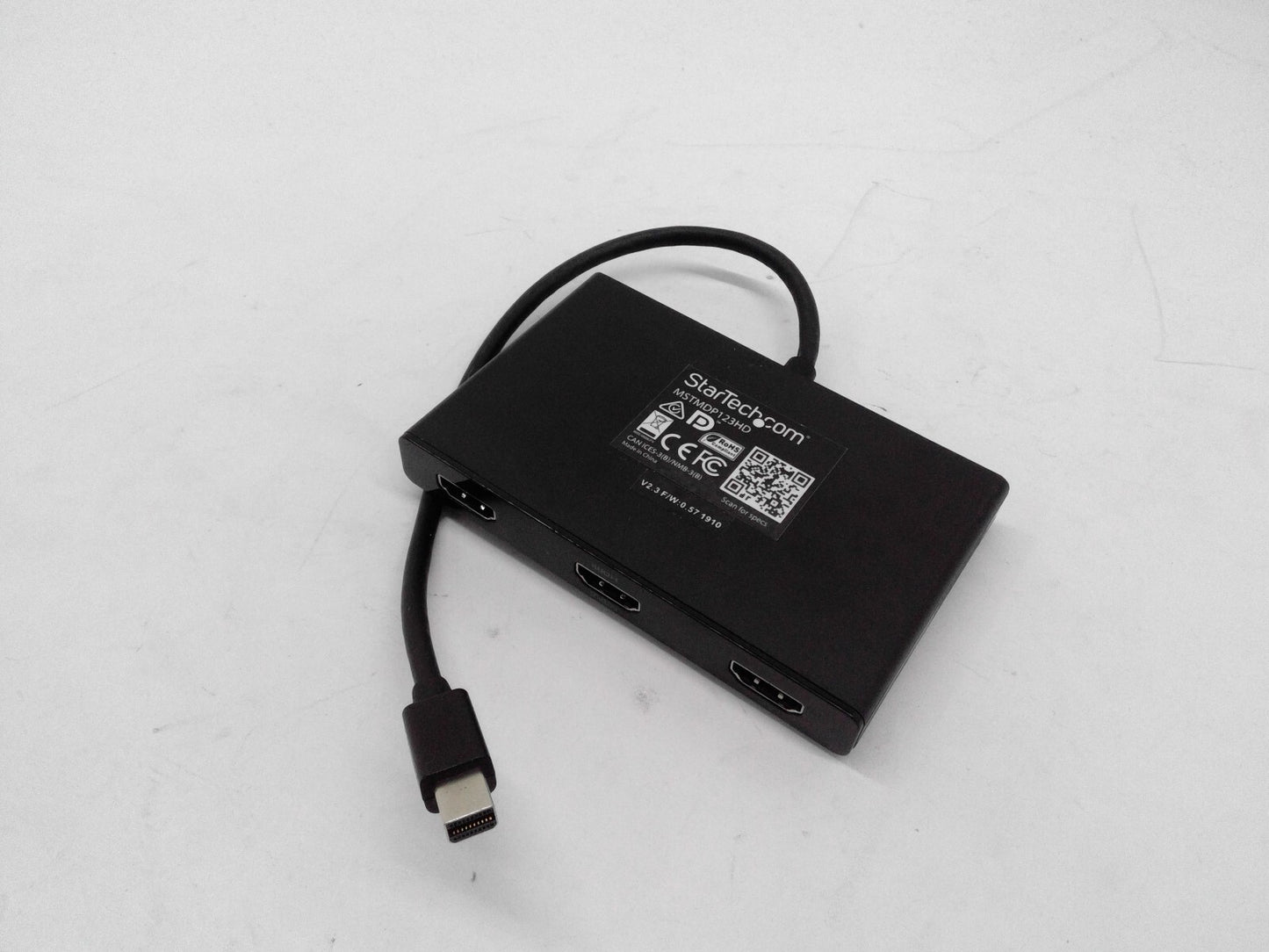 StarTech.com MST Hub Mini DisplayPort to 3-Port HDMI MSTMDP123HD