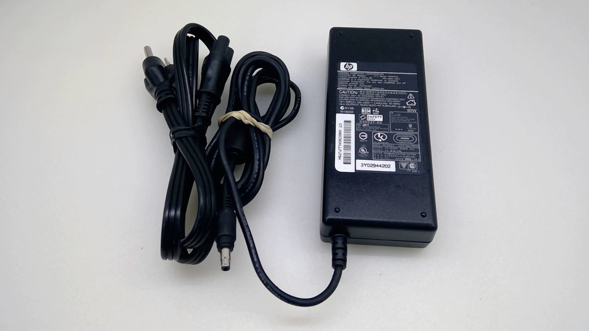 Genuine HP Compaq PPP014L PA-1900-15C1 90W 18.5V 4.9A AC Adapter 310744-001