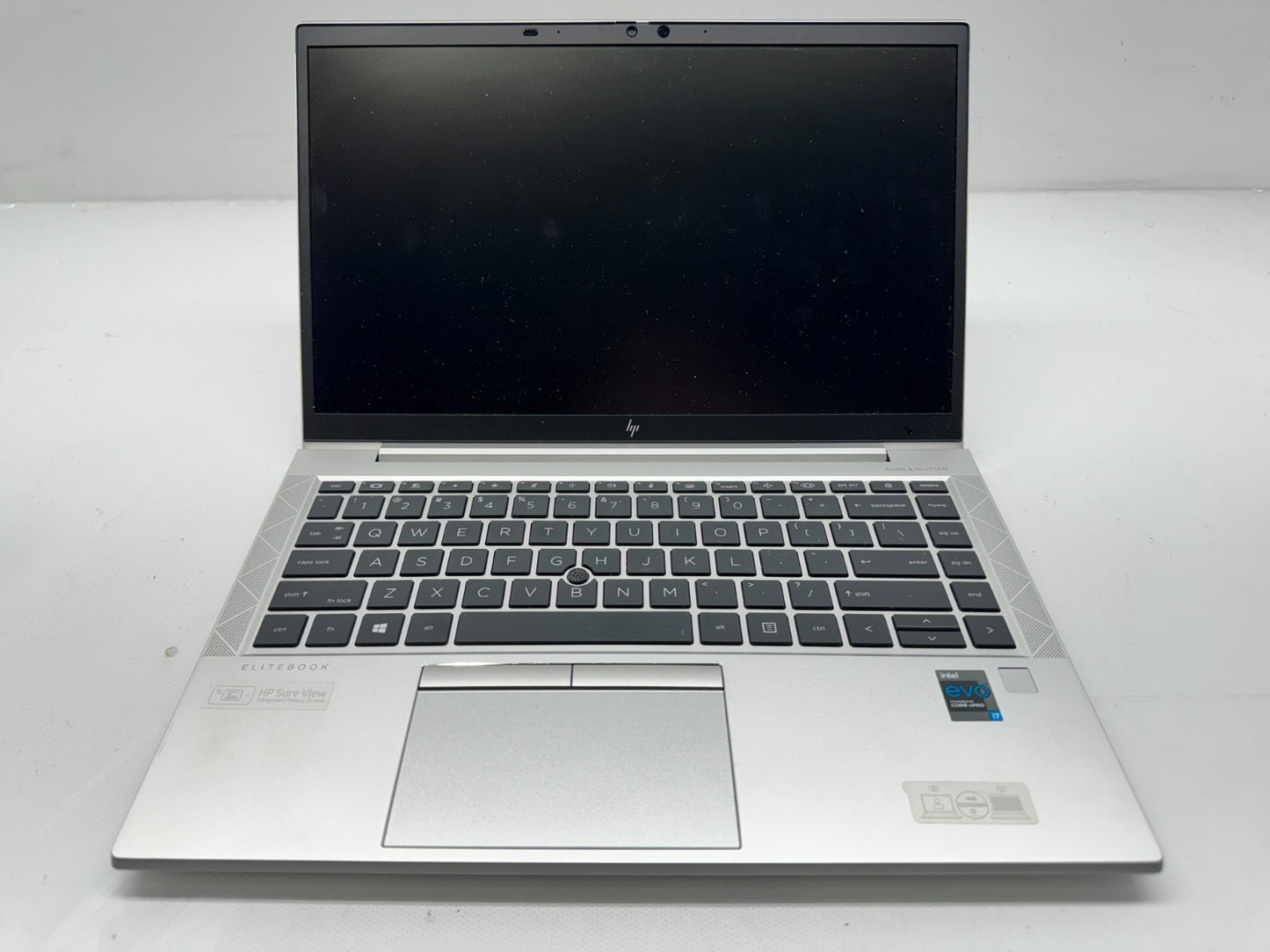 HP EliteBook 840 G8 14"  i7-1165G7@2.8GHz 16G RAM 256GB SSD Windows 11 W/AC