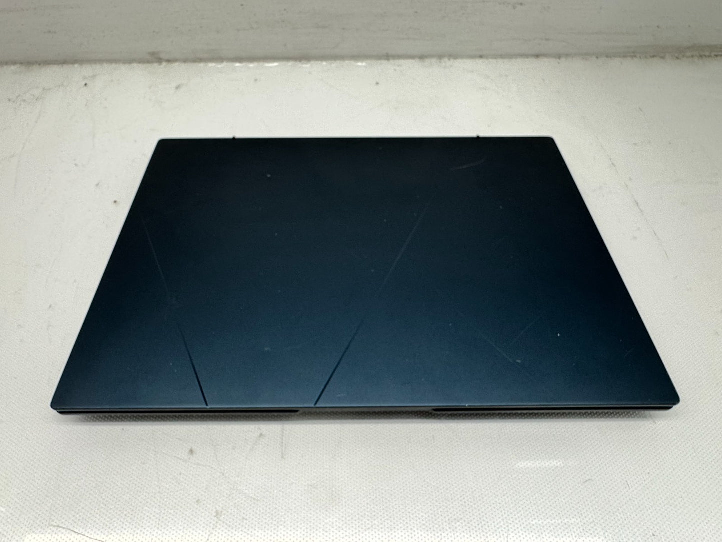 ASUS Zenbook UX3402ZA i5-1240P@1.70GHz 8GB RAM 256GB SSD Windows 11 W/AC *READ*