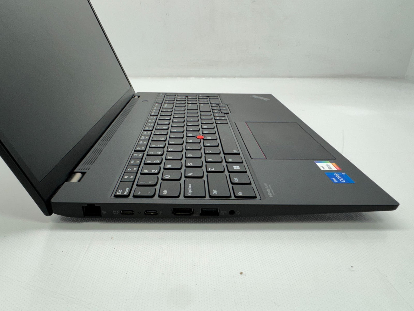Lenovo ThinkPad T16 Gen 1 Intel i5-1235U@1.30GHz 16GB 256GB W/AC Windows 11