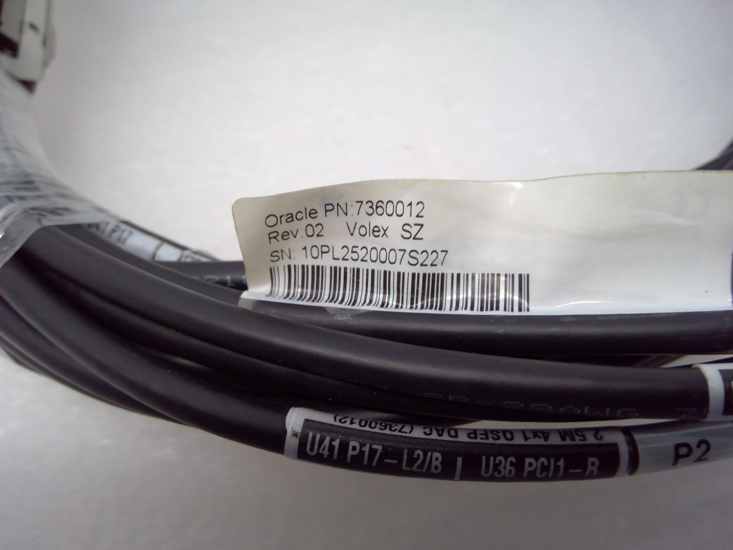 Oracle Volex 2.5m 100G QSFP28 TO 4X25G SFP28 7360012 DAC cable *Yellow pull-tab*