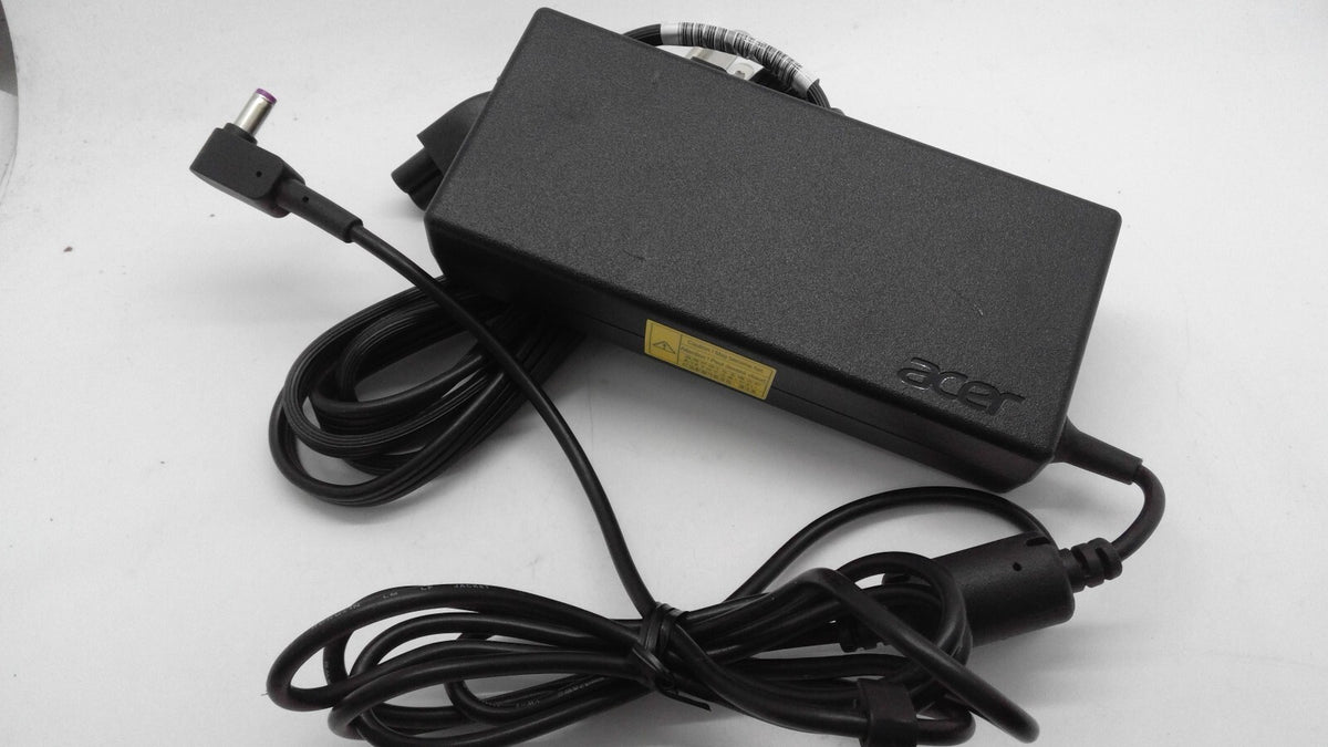 Genuine Acer Laptop Charger AC Adapter Purple Tip ADP-135KB T 19V 7.1A 135W