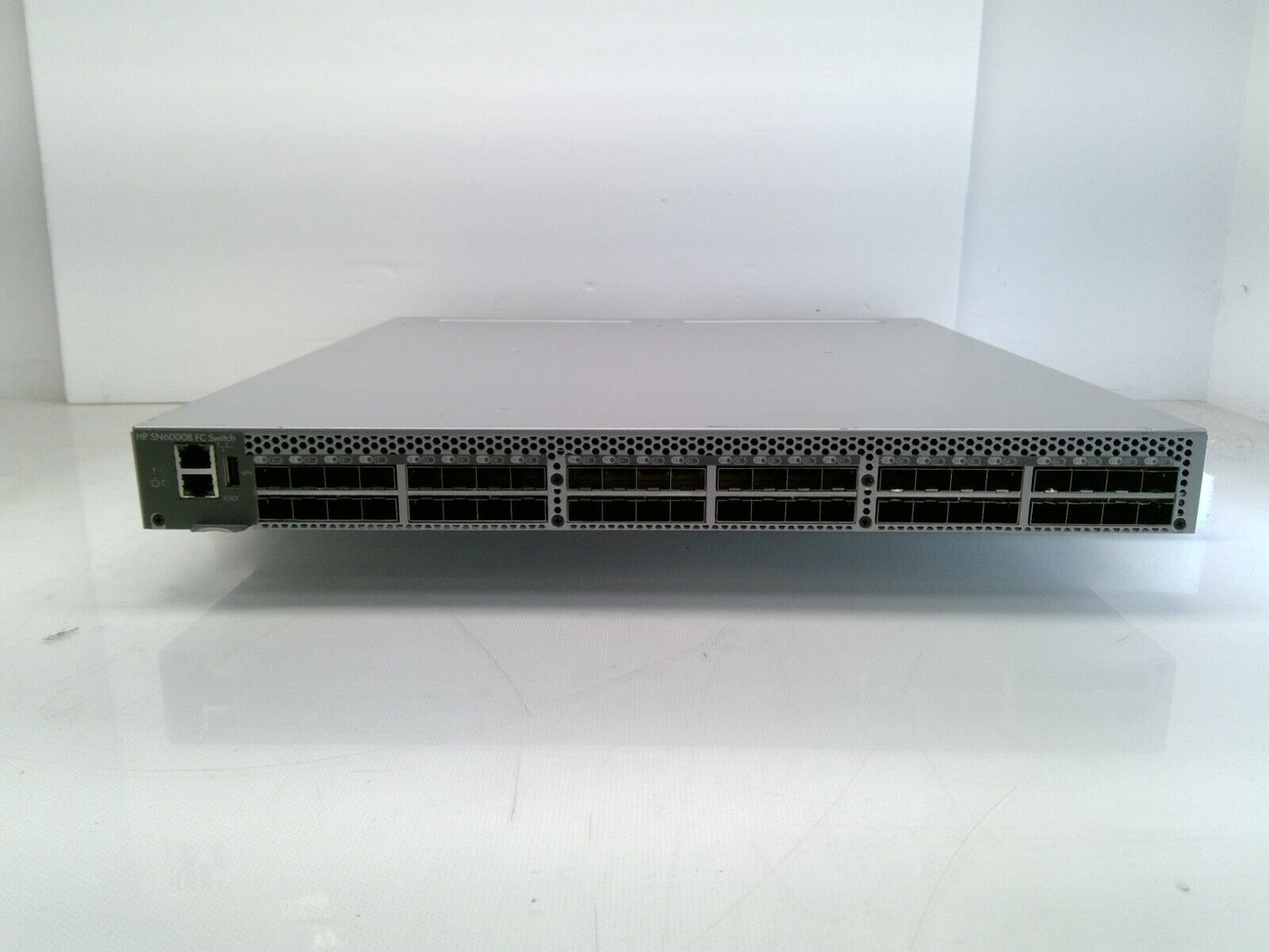 HP SN6000B 16Gb 48-port Managed Fibre Channel Switch w/ 36 ports License#