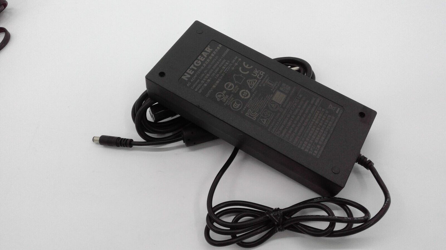 OEM Netgear  54V 3.7A 200W AC Adapter ADS-200NLB-54-1 540200E